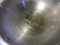 美味鲅鱼炖蒜薹做法图解8)