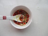 好吃的柠檬蒸鱼做法图解7)