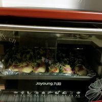 自制香葱培根芝士面包做法图解16)