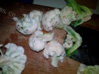 家常菜花菜炒肉丝做法图解3)