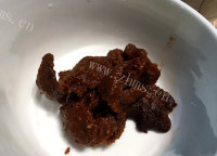 美味的鲶鱼炖茄子做法图解2)