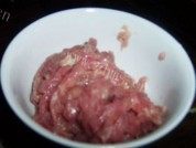 美味的肉丝蒜苗做法图解1)