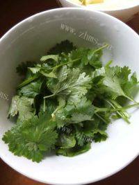 鲜香美味麻辣水煮鱼做法图解2)