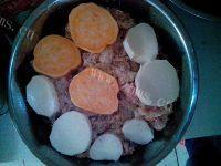 家常菜红薯粉蒸肉做法图解8)