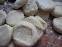 自己做的荠菜鲜肉饺子做法图解10)