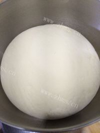 独特的韭菜鸡蛋馅饼做法图解1)
