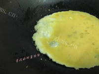 浓香姜煎鸡蛋滚土猪肉汤的做法图解三