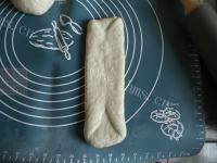 好吃的中种全麦吐司做法图解11)