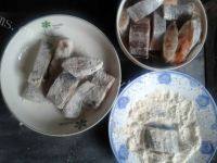 味道不错的干炸带鱼做法图解2)