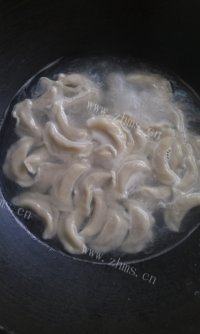 香味四溢的猪肉白菜水饺做法图解11)