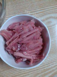 好吃的青菜炒肉丝做法图解3)