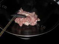 美味的土豆炒肉片做法图解4)