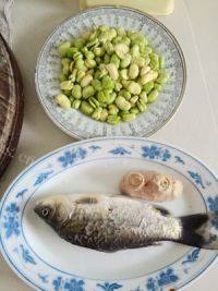 豆瓣鲫鱼汤做法图解1)