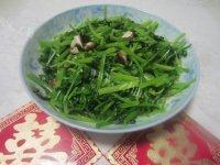 家常菜香菇芹菜