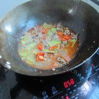 家常菜麻辣水煮牛肉做法图解13)