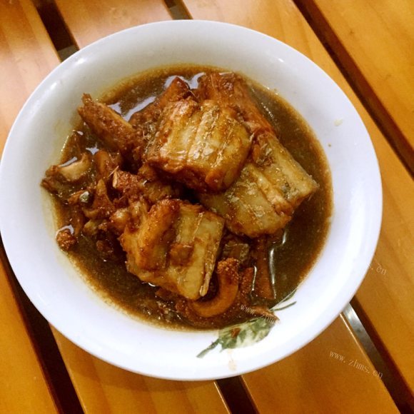 色香味俱全的红烧带鱼