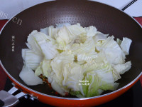 家常菜酸辣大白菜做法图解5)