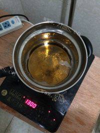 香脆的麻辣花生做法图解3)