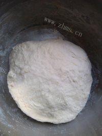 记忆中的葱油饼做法图解2)