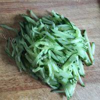 家常菜凉拌绿豆芽做法图解3)