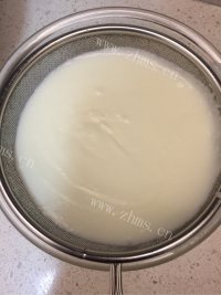 自制彩虹慕斯做法图解7)