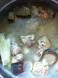美味的冬瓜鸡肉汤