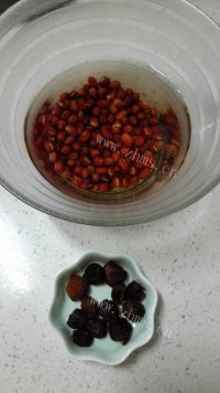 美味的红豆桂圆豆浆做法图解1)