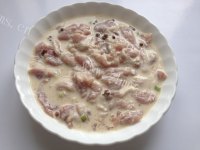 美味的炸酥肉做法图解7)