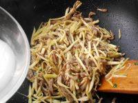 家常菜茭白炒肉丝