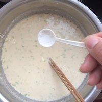 诱人的煎饼做法图解4)