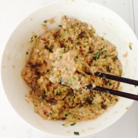 好吃的蛋皮大馄饨做法图解5)