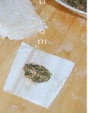 美味的荠菜鲜虾馄饨