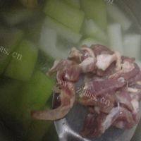 口感极佳的瘦肉节瓜汤做法图解6)