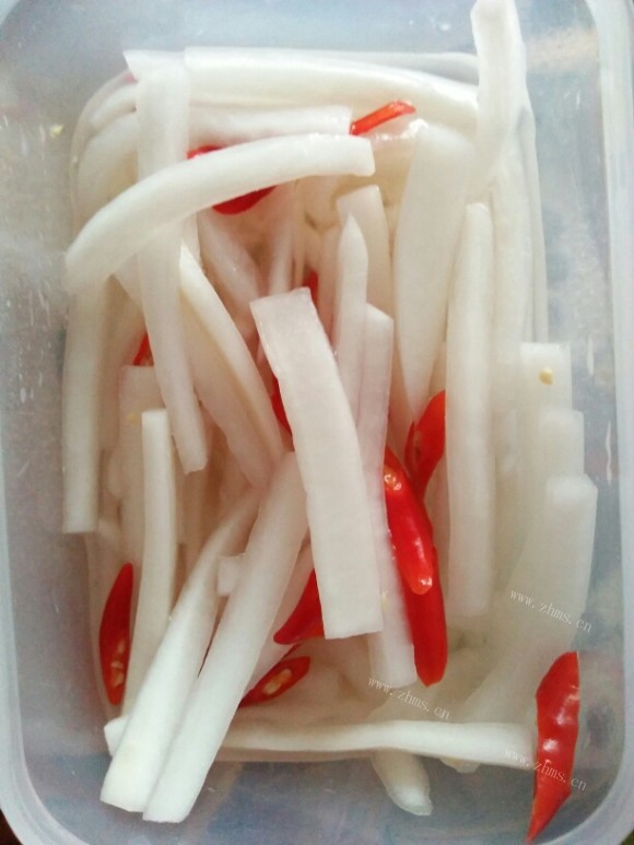 回味无穷的酸甜脆萝卜