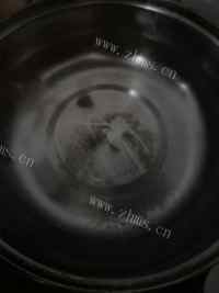 喷香的淮山排骨汤做法图解2)