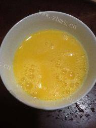 「健康美食」洋葱炒蛋做法图解2)