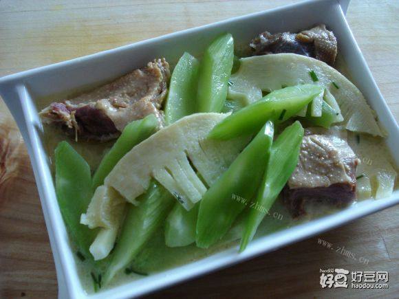 咸鹅炖双笋