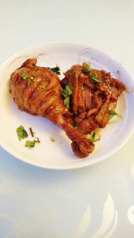 色香味俱全的酱油鸡腿