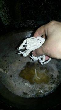 简单易学的牛杂面做法图解11)