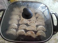 咸甜适中的煎饺做法图解4)