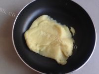 色味俱佳的泡芙做法图解4)