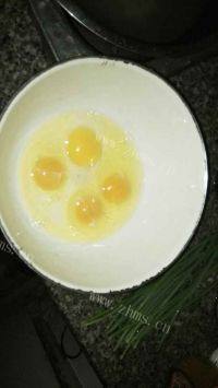 自己做的鸡蛋饼做法图解1)