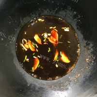 美味的瘦肉鸡蛋肠粉做法图解5)