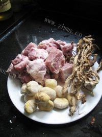 让人怀念的茶树菇排骨汤做法图解1)