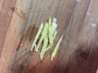 妈妈最爱的炒花蛤做法图解2)