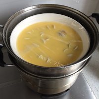 美味的蛤蜊炖蛋做法图解7)
