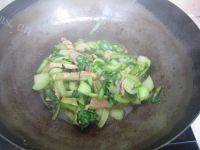 油菜炒肉