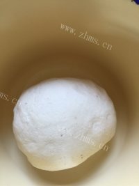 好吃的火腿肠卷馒头做法图解2)