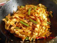 美味的土豆豆角焖面做法图解9)