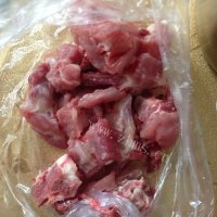 美味的排骨冬瓜汤做法图解1)